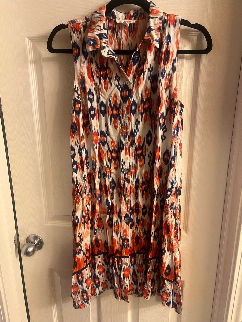 beachlunchlounge Sleeveless Printed Shirt Dress in White, Orange & Navy